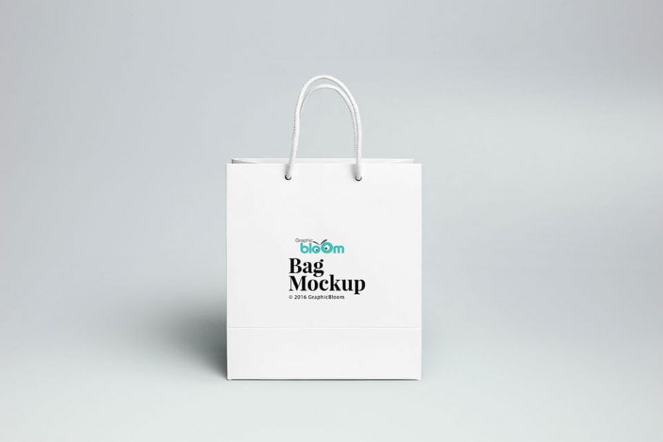 Download Free Girl Shopping Bag Mockup Mockuptree PSD Mockup Templates