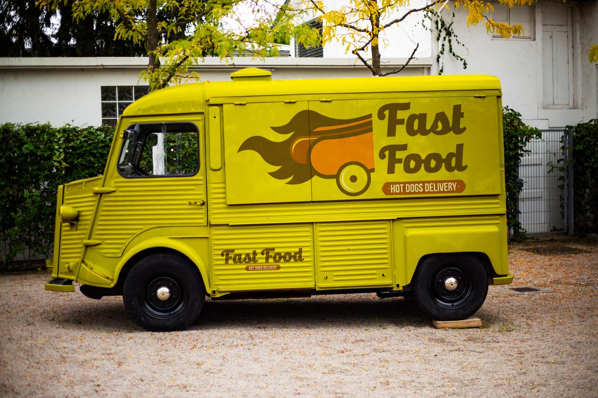 Free Food Truck Mockup