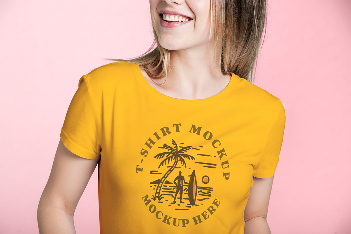 Free Studio T-shirt Mockup