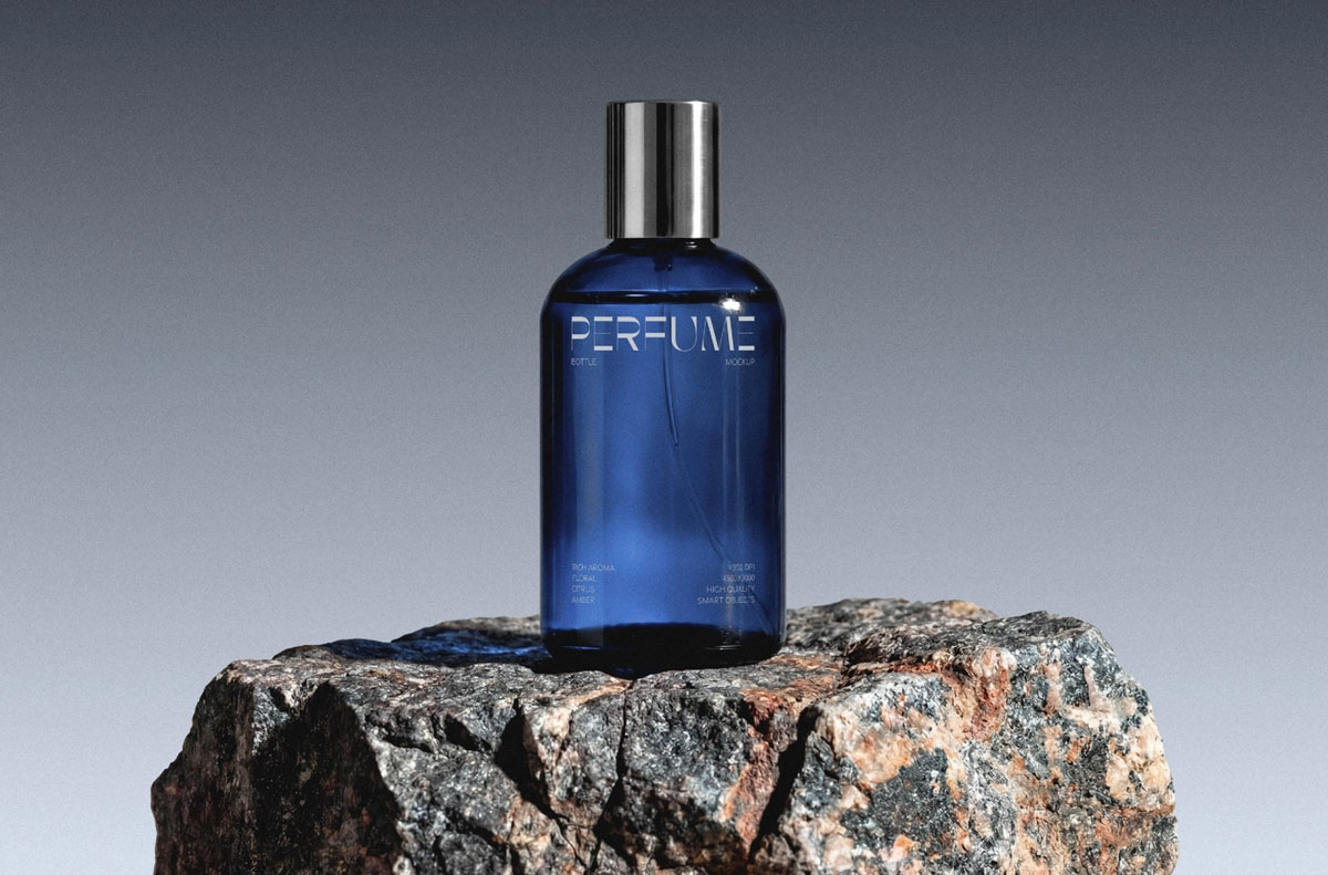 Free Glass Perfume Mockup Free Glass Perfume Mockup